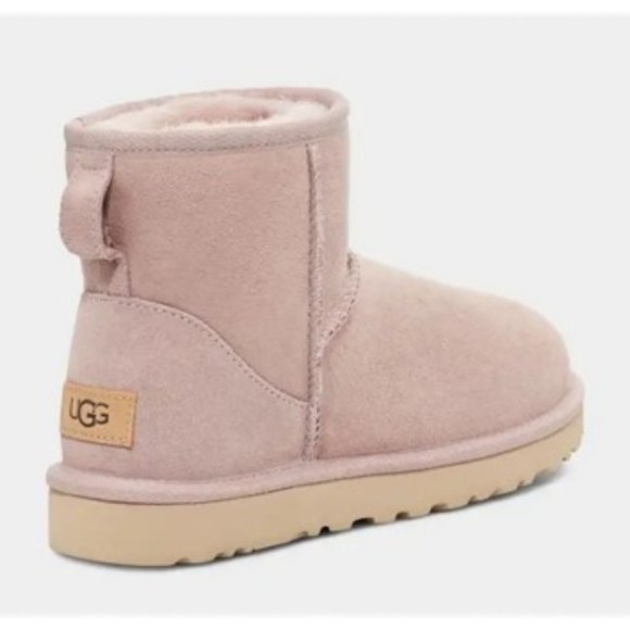 UGG Classic Mini II - Picture 2 of 5